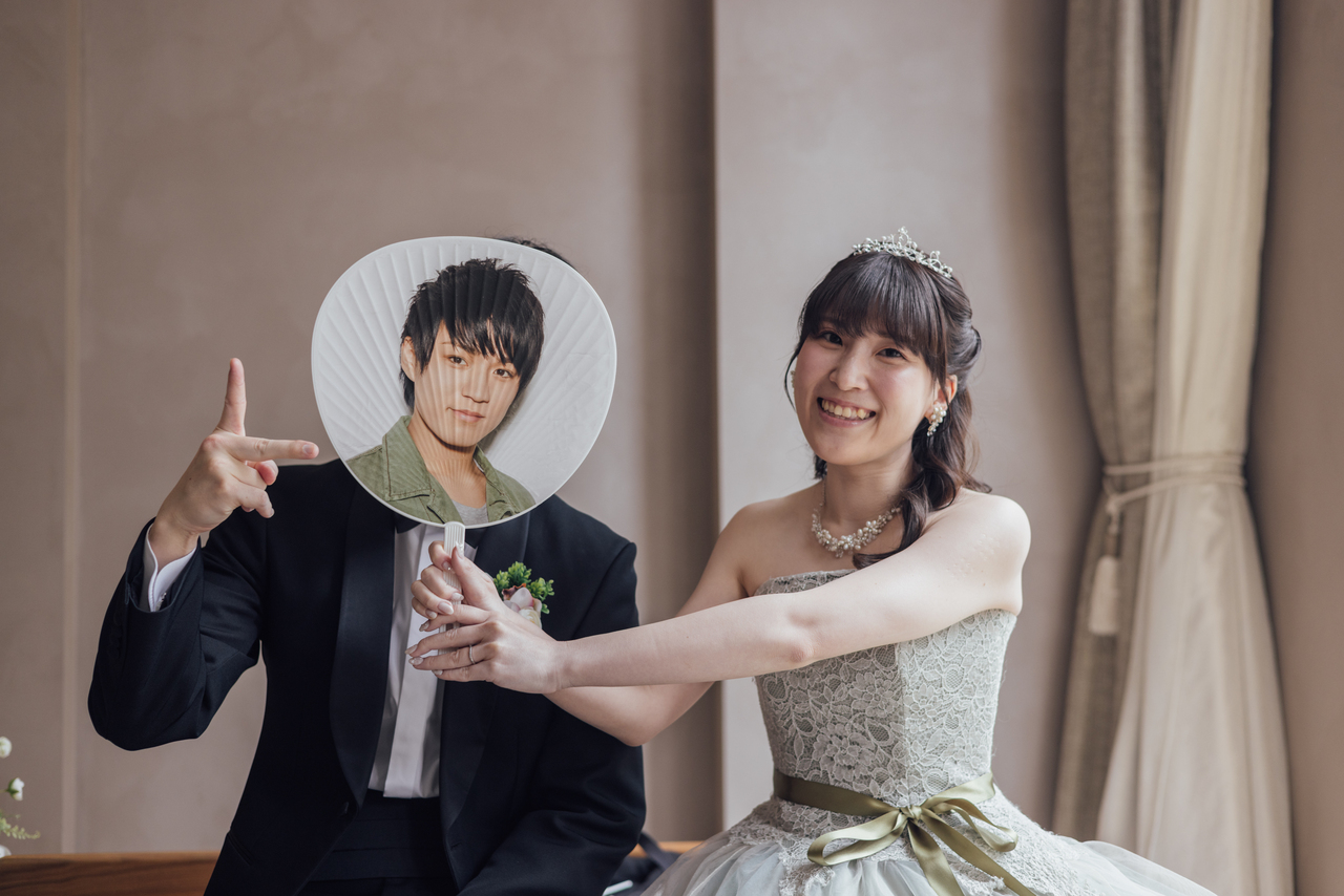 趣味フォトウェディング♡　グッズを使っておふたりらしさを演出！